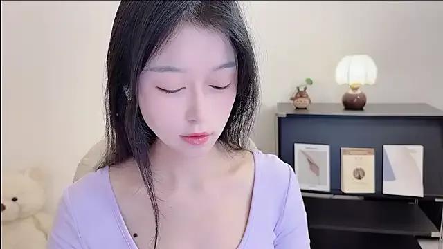 Private Onechestnut on StripChat