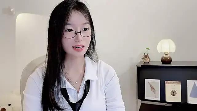 Private Onechestnut on StripChat