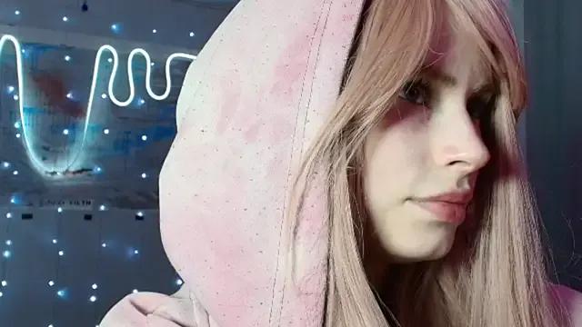 Freechat PieraMarch on StripChat