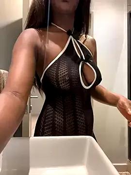 Poison_Belladonna — FINGER PUSSY