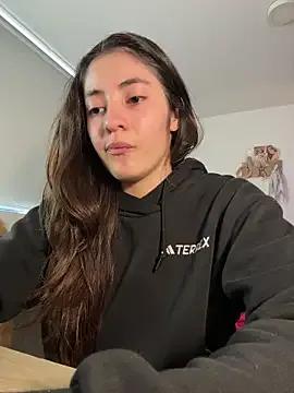 Pr1nc3ssgabi — show tits and spit