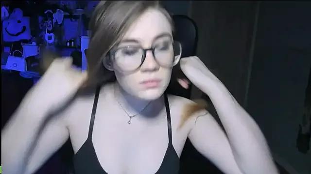 Freechat PureHeartt_ on StripChat