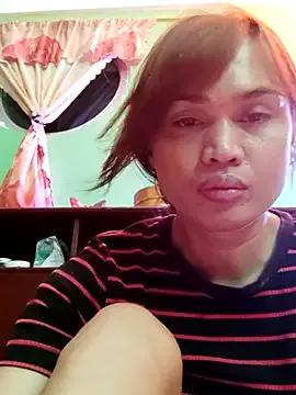 QueenSoreal on StripChat 