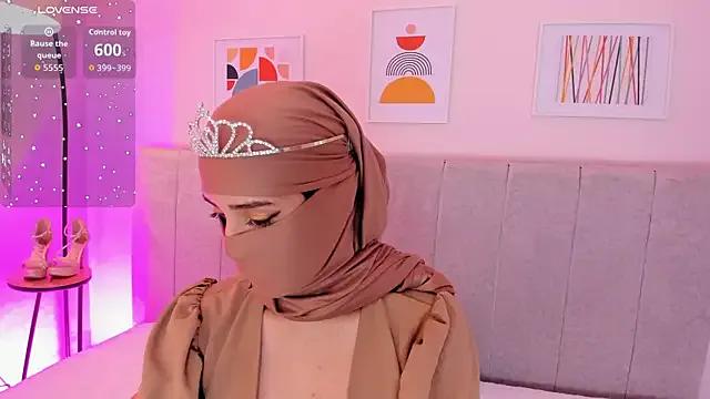 Freechat rawiya on StripChat