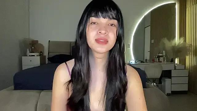 Freechat Rogueblaze on StripChat