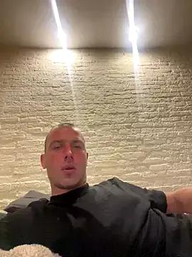 Group Rotteei1 on StripChat