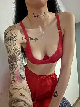 Freechat roxi_katty on StripChat