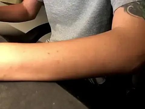 Freechat Ryan67533 on StripChat