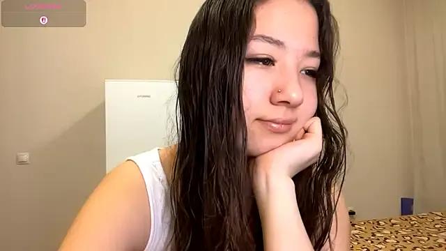 Freechat Sakuravice on StripChat