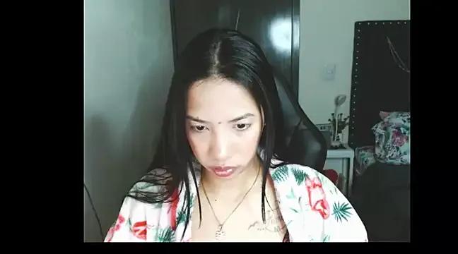 Freechat SallyWhitee on StripChat