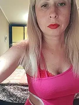 Freechat SelinaLovqx on StripChat