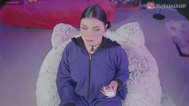 sensualkattt on StripChat 