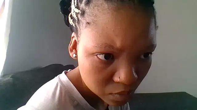 Freechat ShortShaly on StripChat