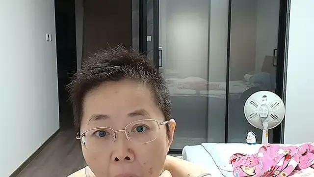 Freechat sonyx on StripChat