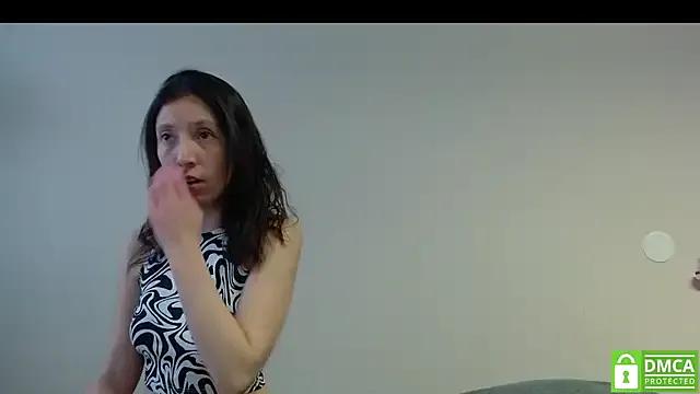 Sophi_Cute — Freechat on StripChat