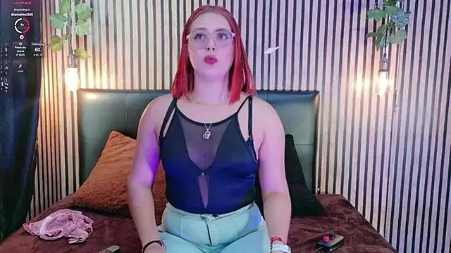 Sophie_new25 — my coworker spanks my ass