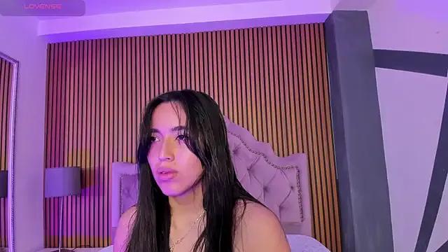 Private Starbutterflyy_ on StripChat