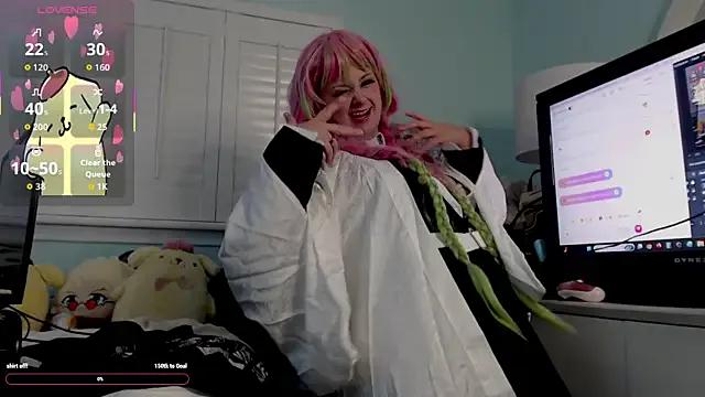 Freechat starsaturn on StripChat