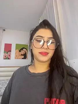 Sweet_and_Rous0 on StripChat 