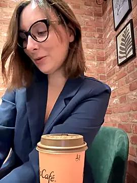 Freechat The_Snowwhitee on StripChat