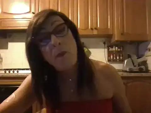 Freechat Tiabet on StripChat