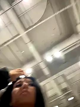 Tisha_Busty — penetrate and massage both holes