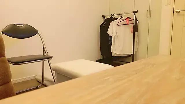 Group undo-busoku69 on StripChat