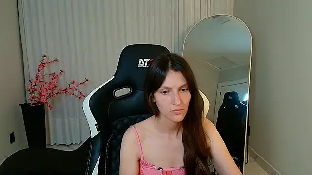 upssnowy — show boobies 