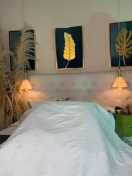 Freechat valerie_lya on StripChat